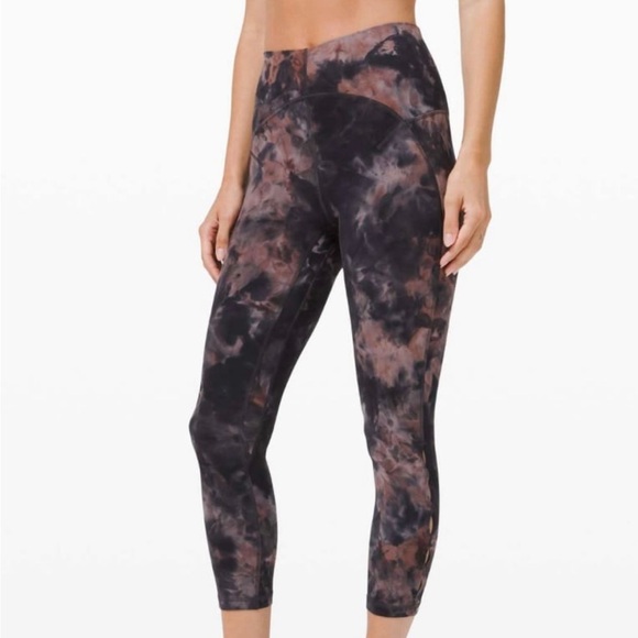 2 pair of lululemon leggings both size 8 - Picture 7 of 14